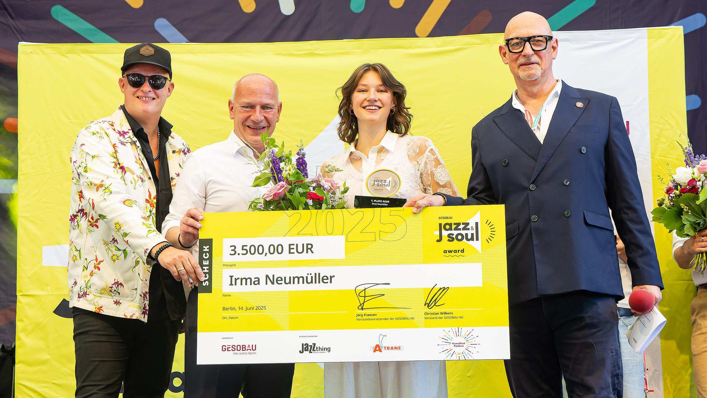 Preisverleihung an Irma Neumüller